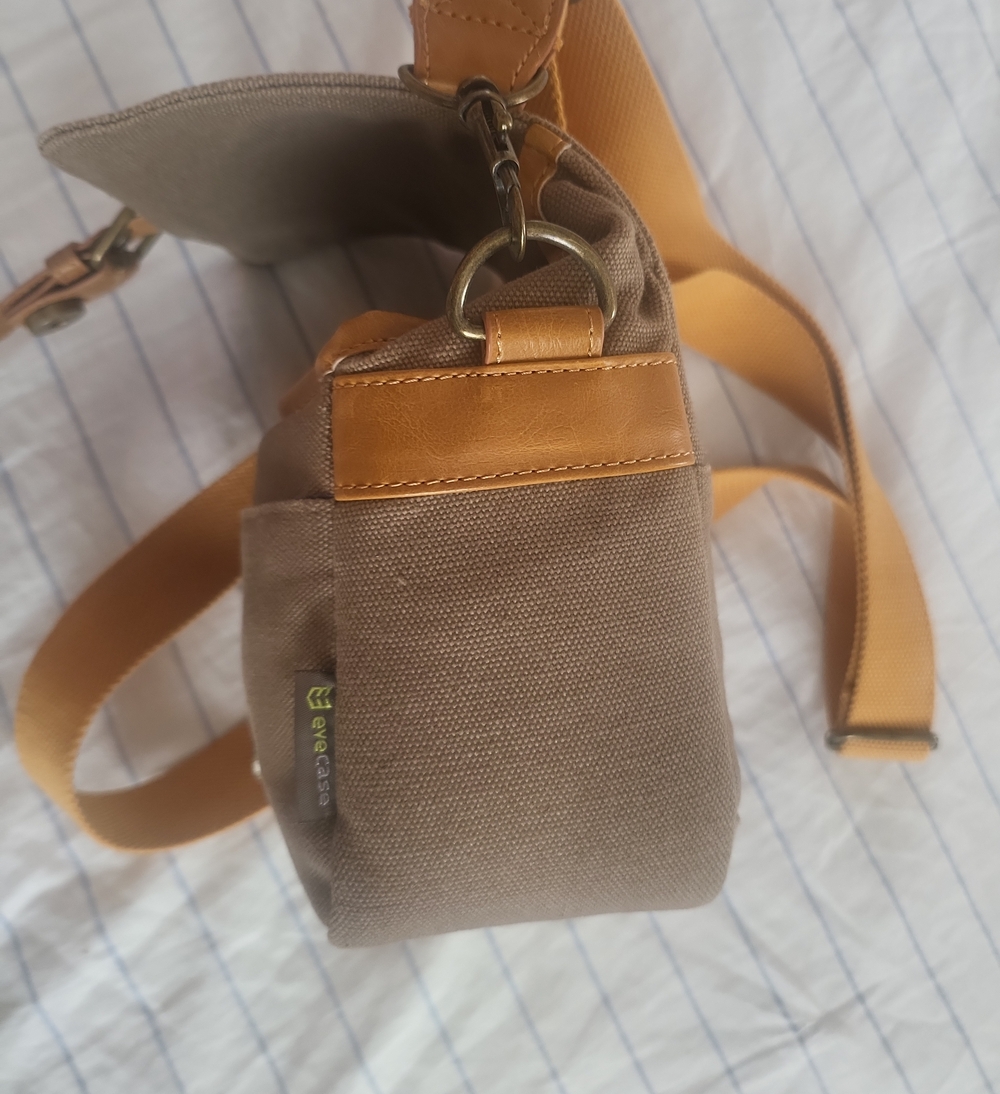 Digital Camera Bag - Picture 7 of 7